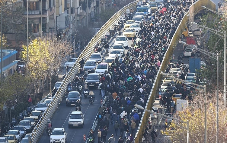 Li Îran û Rojhilatê Kurdistanê xwenîşandan didomin: 29 kuştî hene