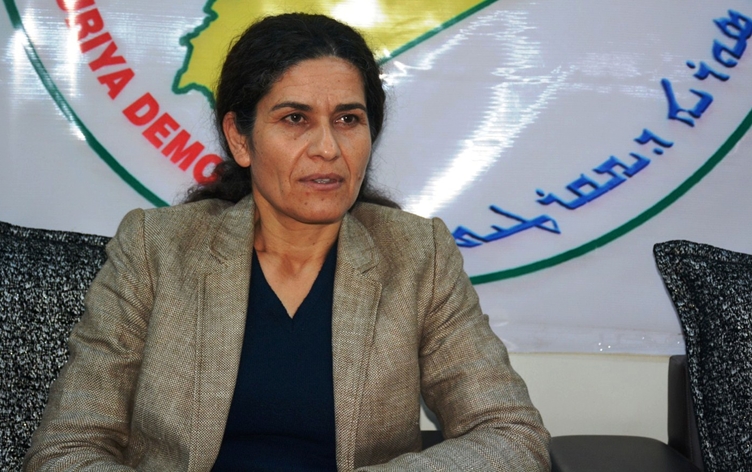 Îlham Ehmed: Me bi Washington, Parîs û Enqereyê re pêwendî daniye