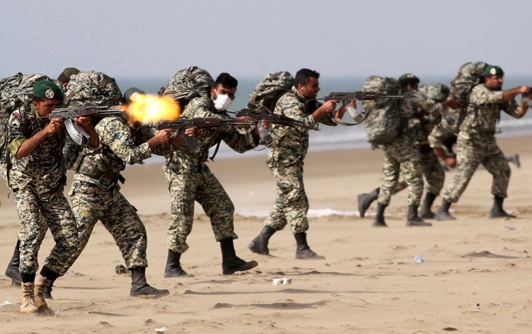 Artêşa Îranê li Kirmaşanê dest bi tetbîqateke leşkerî dike