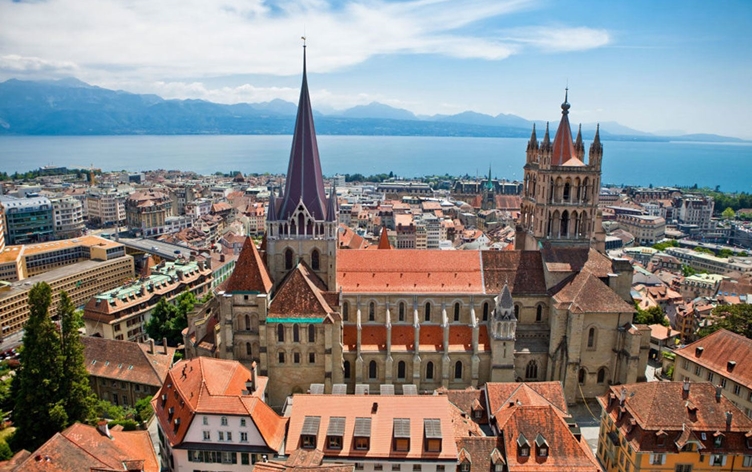 Şaredariya Lozanê 50 hezar frank ji Rojavayê Kurdistanê re şand