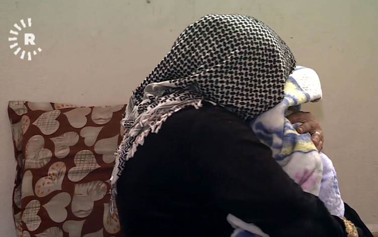 Dengê axîna welatekî kitim ji çîroka Axînê tê