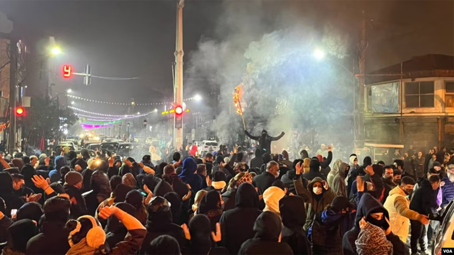 Navê zêdetir ji 200 xwendevan û zarokên ku li serhildanê de şehîd bûne hatine tomarkirin