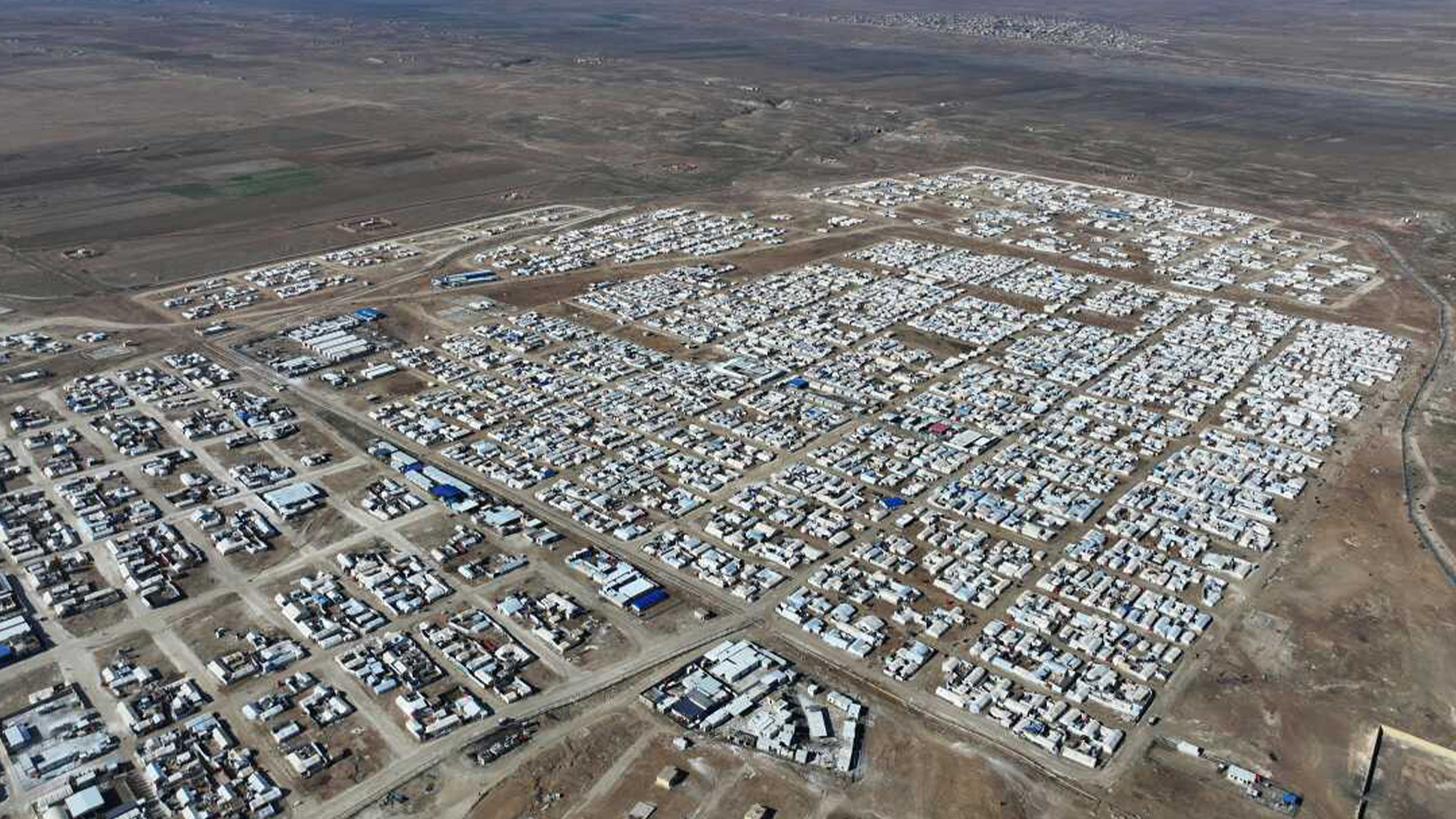 France Press: Malbatên biyanî yên DAIŞê ji Kampa Holê reviyane