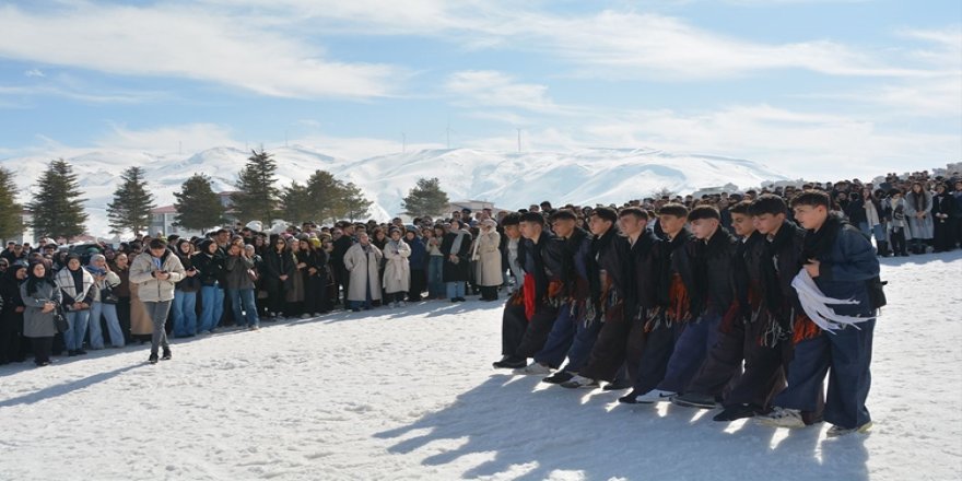 Li Bedlîsê Festîvala Berfê hat lidarxistin