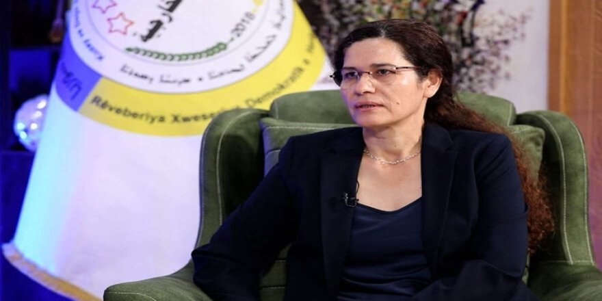 Îlham Ehmed: Divê mafên hemî pêkhateyên Sûriyeyê bên parastin