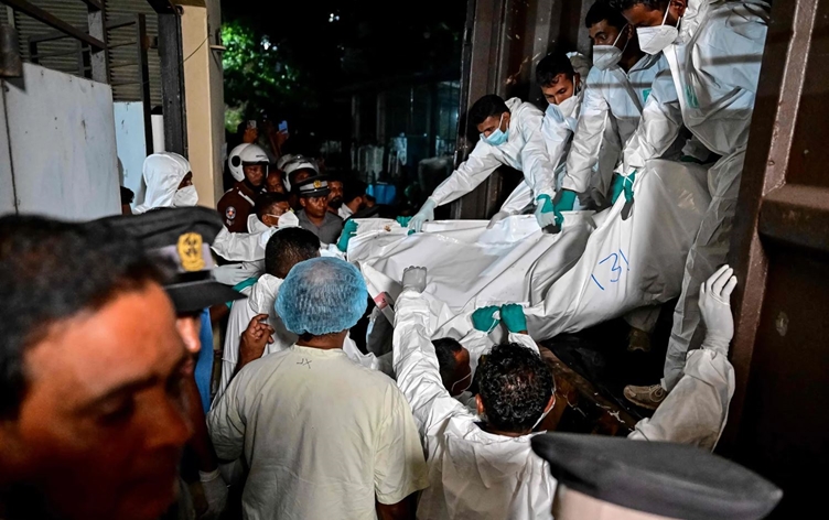 Termên 87 leşkerên Îranê ji deryayê hatin derxistin