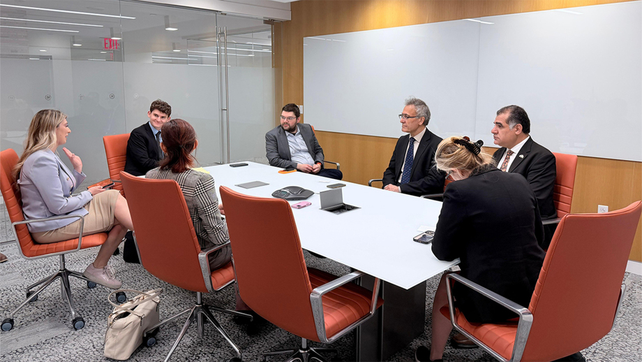 Xalîd Ezîzî: em sipasiya piştgîriyên Tiramp bo pêşvebirina demokrasî li Îranê de dikin