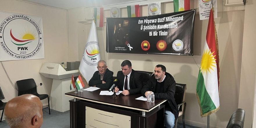 HAK-PAR, PSK, PWK Li Stenbolê Pêşewa Qazî Mihemed û Şehîdên Kurdistanê Bi Bîr Anîn