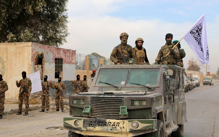 Li Reqayê 6 ciwanên Kurd hatin girtin