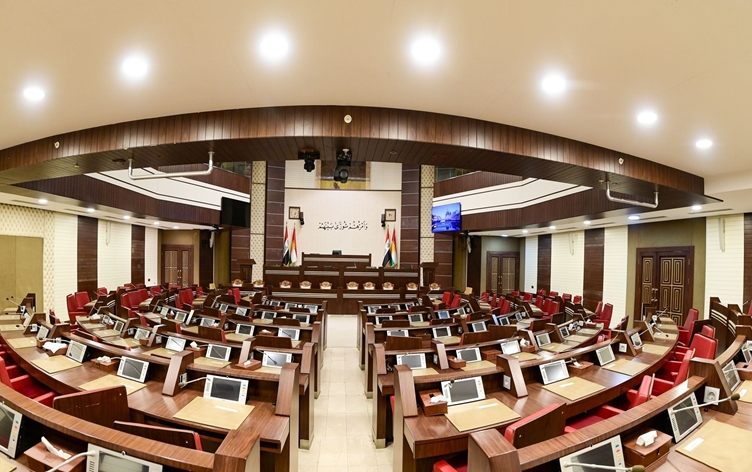 Parlamenterên Kurdistanê meaş werdigirin lê naxebitin: 10 milyar dînar û 100 daîre