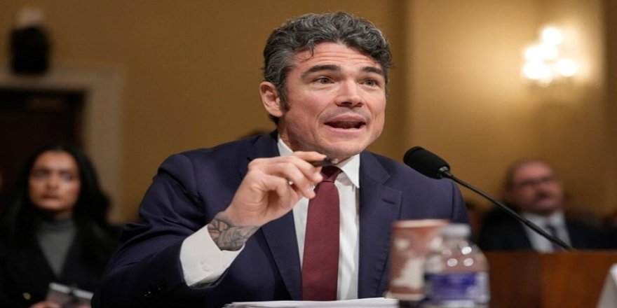 Joe Kent ji Trump xwest ku hêrsa xwe bi ser Kurdan de nebarîne