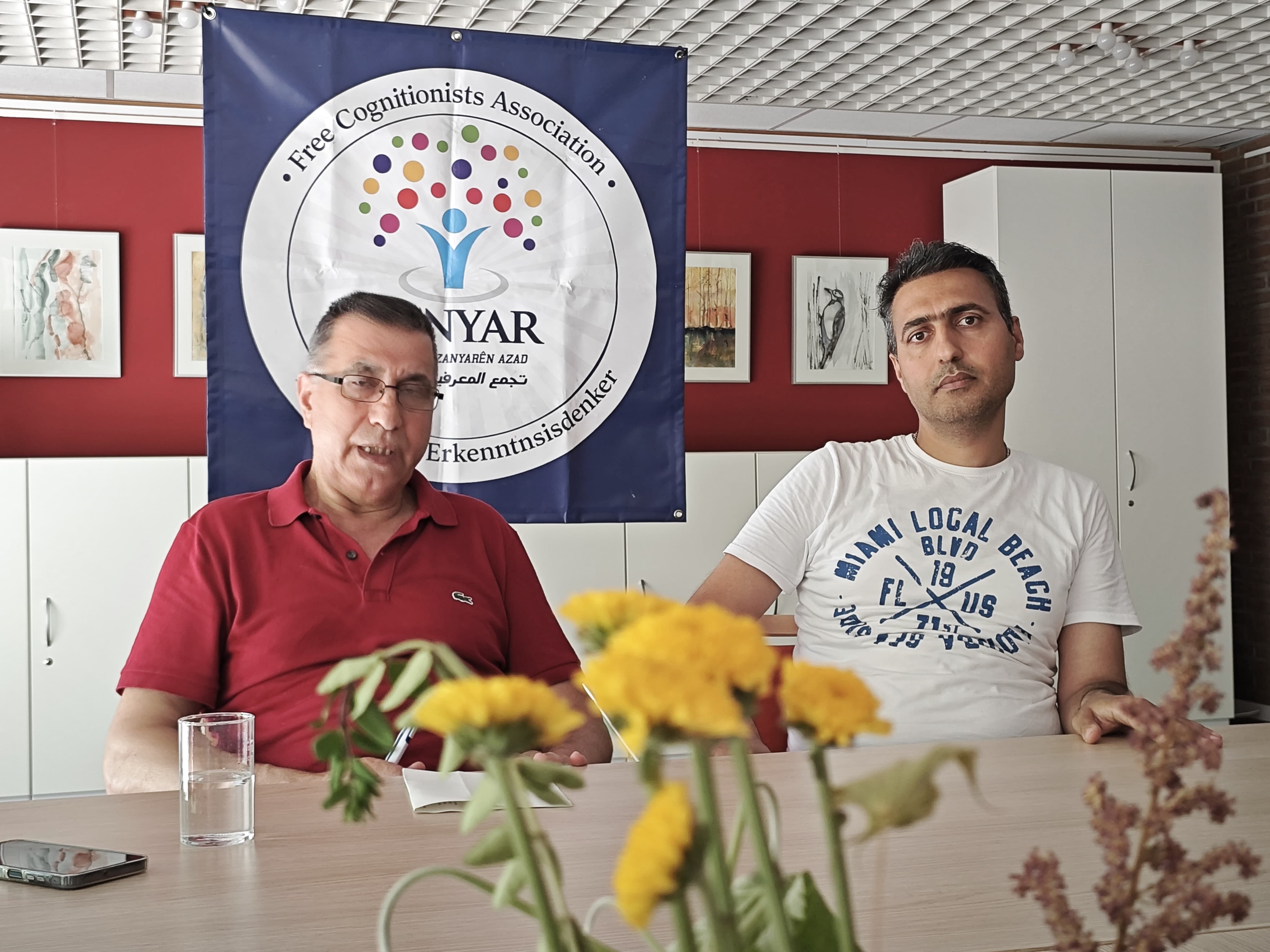 Dîroka Nivîsandin û wêjeya  Zazakî | Seyîdxan Kurij Bi rêveberiya Rêber Hebûn Kombûna Zanyarên Azad