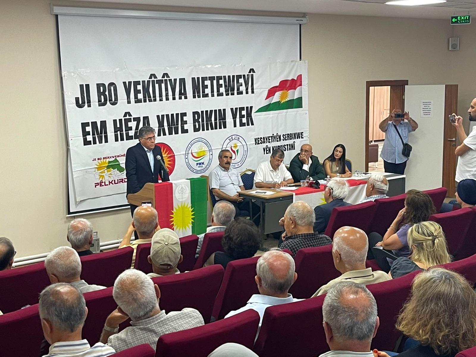 Axaftina Serokê Giştî yê PWKyê Mustafa Ozçelîk Di konferansa Wanê De