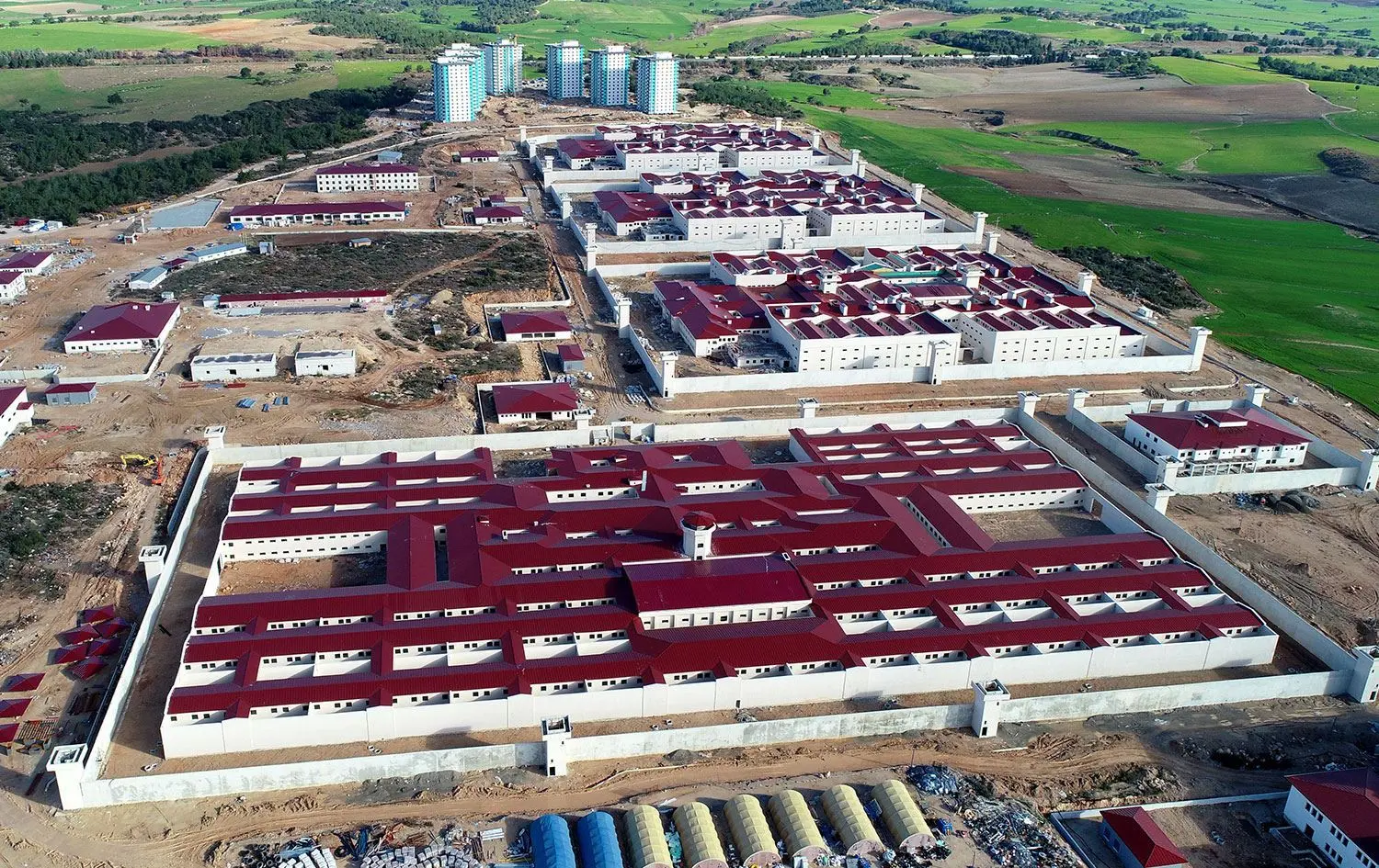 Li Tirkiye û Bakurê Kurdistanê hejmara girtiyan gihîşt 426 hezaran