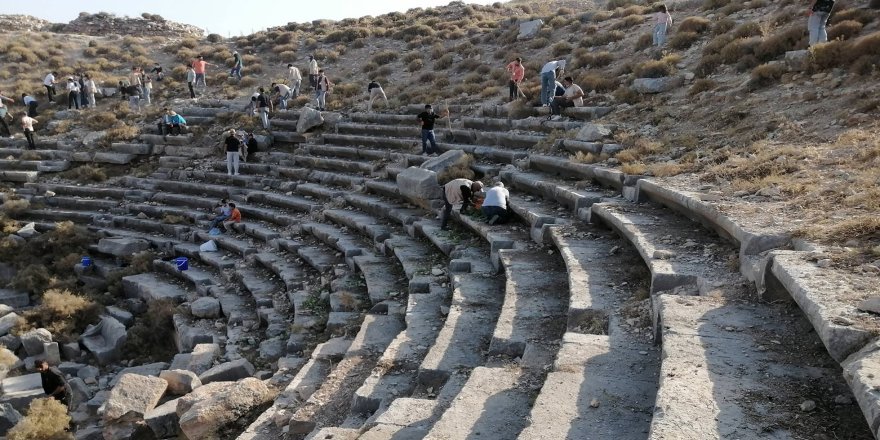 Li Efrînê ji bo parastina şûnwarên dîrokî kampanyaya paqijiyê hat destpêkirin