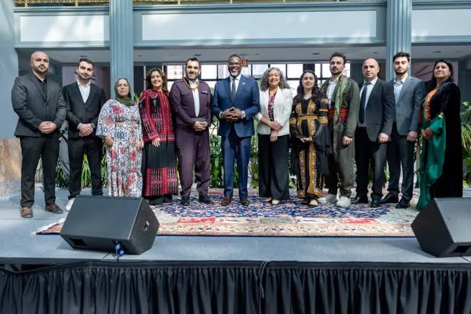 Navenda Çanda Kurdan a Chicagoyê: Hem fêrbûna ziman hem jî dîplomasî