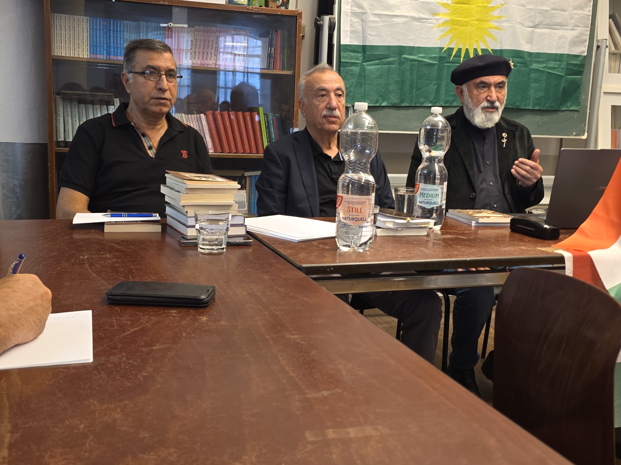 Bremen de Nuṣtoxan Kurd ra wendiṣ