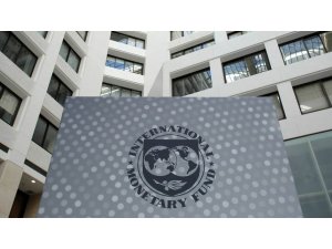 IMF: Aboriya Îranê dê lawaztir bibe