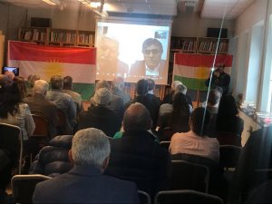 Özçelik û Tek bi vîdyokonferansê digel Kurdên li Swêdê civiyan