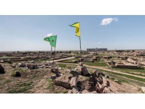 Kurd li ser guherîna navê Sûriyê rijd in