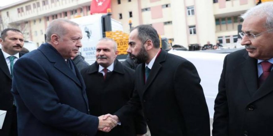 Hamdullah Şevlîyê AKPyî bû rektorê Zanîngeha Wanê