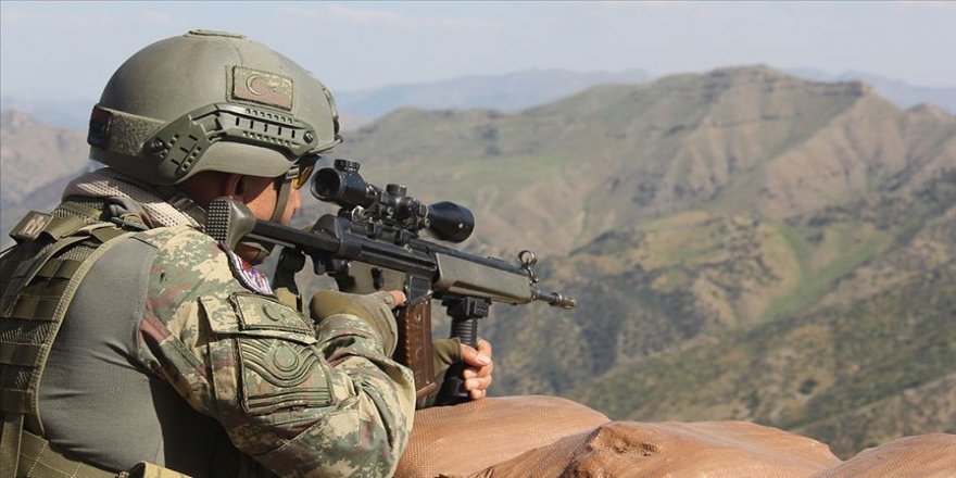 Li Xakurkê leşkerekî Tirkiyê hat kuştin