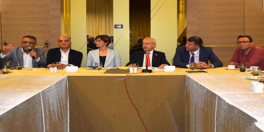 Kiliçdaroglu: Em dê astengên li pêşiya zimanê Kurdî rakin