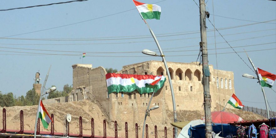 Du xortên kurd ji ber bilindkirina alaya Kurdistanê hatin girtin!
