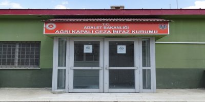 Tirkîya 33 hepsîyê Rojhilatê Kurdistanî teslîmê Îranî kerd