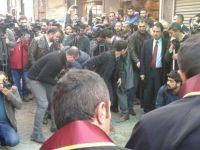 Tahir Elçî li Amedê bi girseyî hat bibîranîn