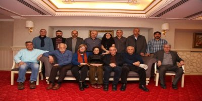 Endamê Grûba Xebate Ya Vateyî seba kombîyayişê 33. Dîyarbekir de bîy