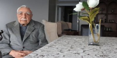 Sîyasetmedaro Kurd Tarik Ziya Ekinciyî erazîya xo bexşê Weqfê Îsmalîl Beşîkçî kerde