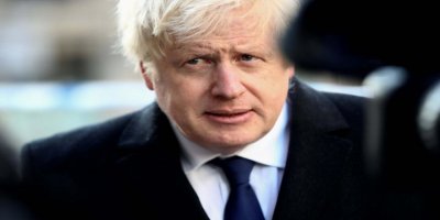 Boris Johnson bi sedema Koronayê kete di nexweşxaneyê de