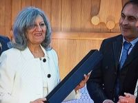 Hêro Talabanî xelata Papayê Vatîkanê wergirt