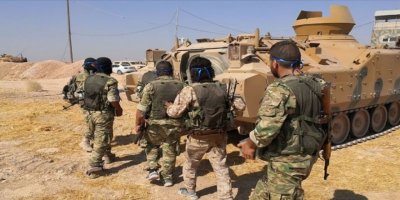 SOHR: Kompaniyên Tirk ji ser Efrînê çekdarên Sûrî veguhestin Azerbaycanê