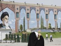 Iran: Êrîşên çekdarî li hember Meclîs û tirba Xumeynî