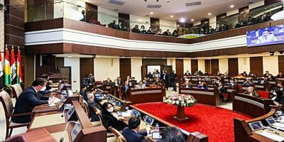 Her sê lijneyên Parlamentoya Kurdistanê bo raportekê dicivin