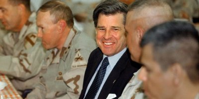 Paul Bremer: Amerîkayê li Iraqê şaşî kir û derî ji Îranê re vekir