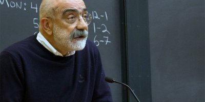 Rojnamegerên Swedî: Ahmet Altanî azad bikin