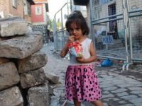 Dîyarbekir: Kêfa berê ya eîdîyan nemaye; zarok şekir naxwin!