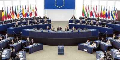 Parlamentoya Ewropayê raporta derbarê Tirkiyê de pesend kir