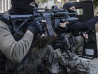 Dîyarbekir: Polêsek hat kuştin 9 polês birîndar