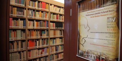 Weqfa Îsmaîl Beşîkçî raportek derbarê binpêkirinên li dijî mafên hunermendên Kurd de amade kir