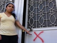 Meletî: Li ser derîyên elewîyan îşaretên carandin!