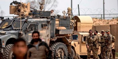 Pentagon: Hêzên me li Sûriyê dimînin