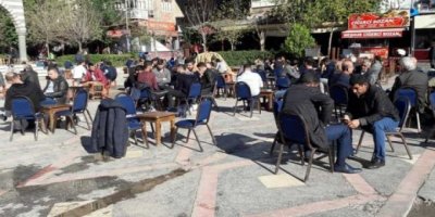 Buhabûna şekir çayxaneyên Amedê xistiye nava krîzekê