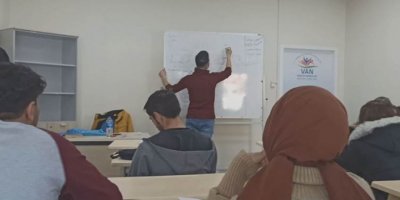 Li Wanê hejmareke kursên zimanê Kurdî hatine vekirin