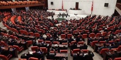 Derbarê 11 parlamanteran de fezleke bo parlamentoyê hatin şandin