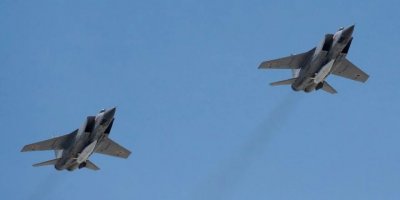 2 firokeyên Rûsî bi çekê nukleerî li asmanê Swêdê geriyan