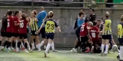 Di maça Amedspor û Fenerbahçeyê de alozî derket